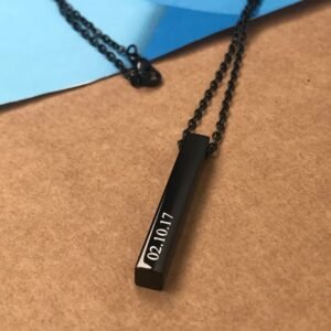 Personalized Black Engraved Bar Necklace - Customizable Necklace with Name or Initials - The Precious Gifts