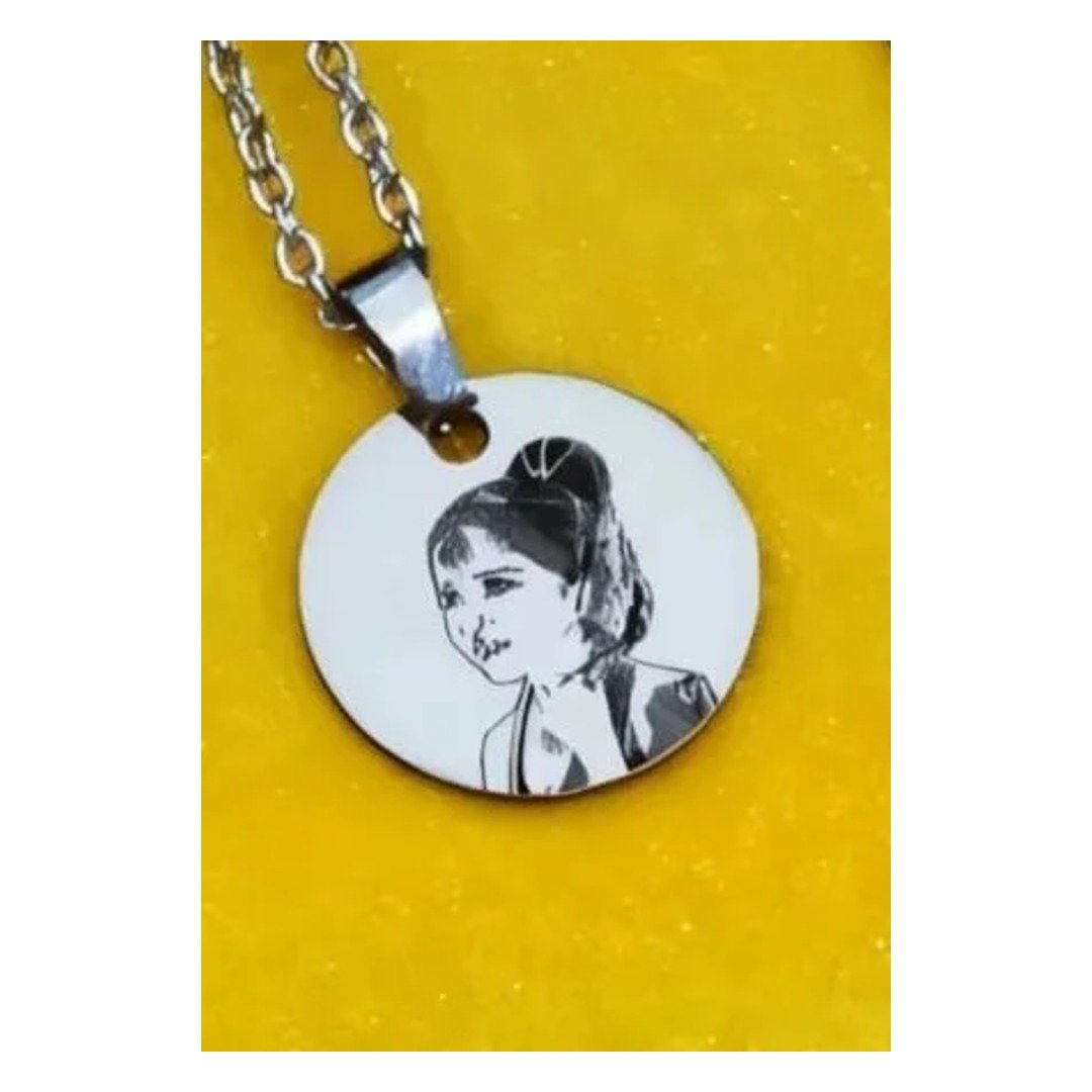 Personalised Sketch Round Pendant Necklace - Image 2